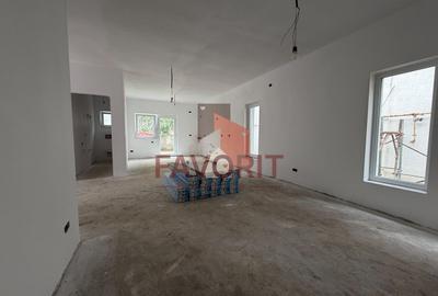 Duplex in Utvin | 3 camere | Toate utilitatile | Curte | Asfalt | - 2
