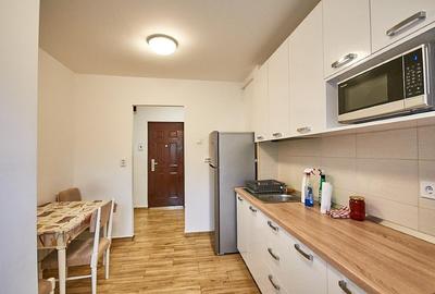 PF-Inchiriez apartament decomandat cu 2 camere, zona Zorilor, str. Lunii - 7