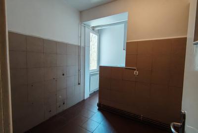 Piata Romana, Magheru 4 camere - 10