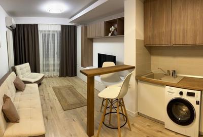 Apartament cu 2 camere semidecomandat în Barbu Văcărescu