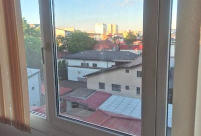 Apartament cu 2 camere decomandat în Cantemir