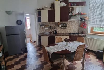 Apartament 4 camere  Calea Victoriei- Dacia ( Universitatea de Arte) - 14