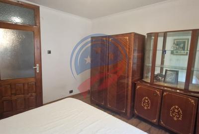 Apartament 4 camere | Parter | Bloc P+4 | Zonă rezidențială liniștită 1Mai - 11