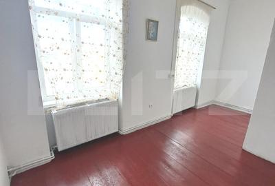 Casă ideală pentru locuință sau investitie, 57 mp, zona Codlea - 8