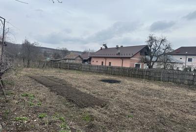 Teren Construcții intravilan de 1304 mp, în Gorganu