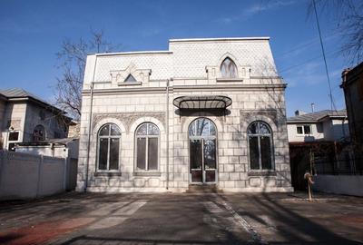 Vila superba, ultracentral, 910m2, Galati, Iancu Fotea,  anunt proprietar - 1