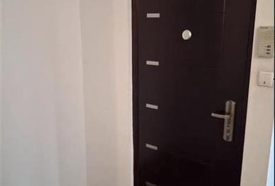 Decomandat cu 2 bai la etajul 2 linga Casa de Pensii - 7
