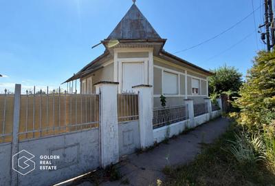 Casă individuală cu 7 camere în Păuliș