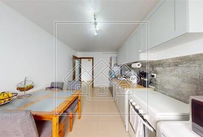Ap. 3 camere, terasa de 12 mp, decomandat, 74 mp utili, pret bun - 18