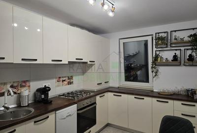 Apartament premium 2 camere, Urban Invest Coresi, Parcare + boxă - 8
