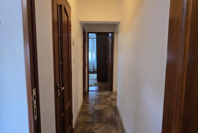 Apartament 3 camere decomandat | Centrală proprie | 2 băi | Drumul Sării - 14