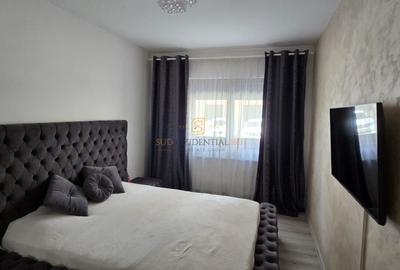 Apartament cu 3 camere semidecomandat, mobilat în Metalurgiei