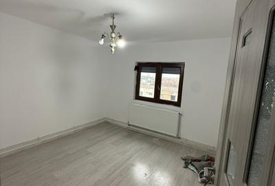 2 DECOMANDATE renovat, etajul 2, centrala, termopan,52mu,  Pompieri - 1