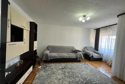Resita, Apt. 3 cam.Conf.1 Sporit, Central, Zona Piata Sud - 2