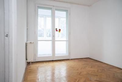 De vanzare 2 camere Titan | Etaj 3 | metrou Costin Georgian |  COMISION 0% - 10