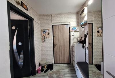 Apartament cu 2 camere renovat – Strada Mioritei | Etaj 3 | Izolat, centrala pro - 12