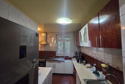 Apartament 3 camere -etaj 2 -Piata Rahova- bloc 4 etaje - anvelopat - 14