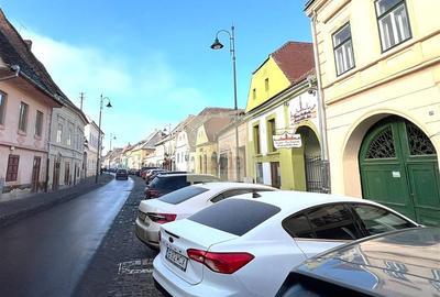 Apartament etajul 1 la casa cu 2 camere in zona Centrala din Sibiu - 1