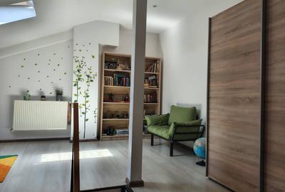 Apartament cu 2 camere decomandat în Cug