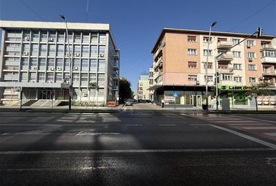 SPATIU COMERCIAL 100 MP – POZITIE ULTRACENTRALA, VIZIBILITATE EXCELENTA - 3