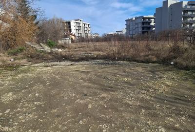 Teren Construcții intravilan de 2413 mp, în Central