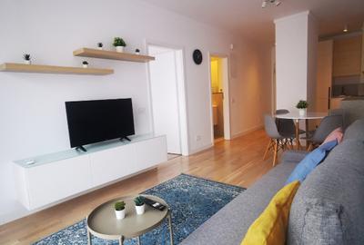 Apartament cu 2 camere semidecomandat, mobilat în Bucureștii Noi