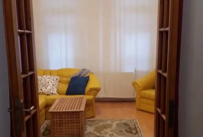 Apartament cu 2 camere semidecomandat, mobilat în 1 Mai