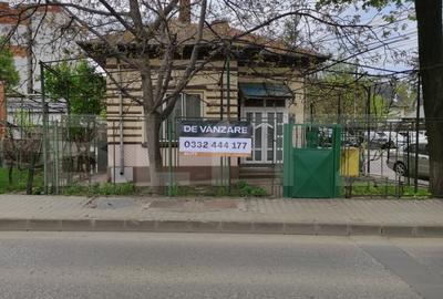 Casă individuală cu 3 camere în Tătărași