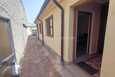 Casă de vânzare, zona centrala-Imobiliare MAXICONFORT - 2