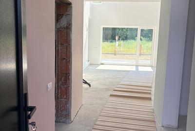 VILĂ CONTEMPORANĂ DE VÂNZARE – 450.000 €     COMISION% - 12