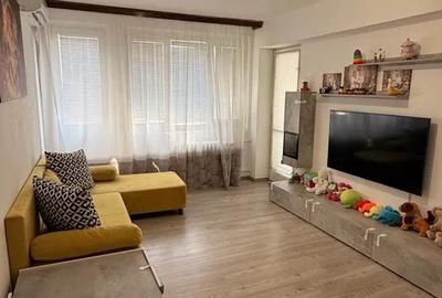 Apartament cu 2 camere semidecomandat în Vatra Luminoasă