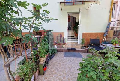 Apartament 2 camere la curte comuna - Strada General Traian Mosoiu. - 19
