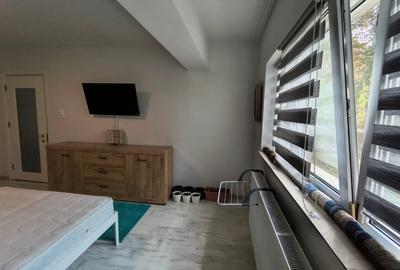 Apartament cu 3 camere decomandat în Dacia