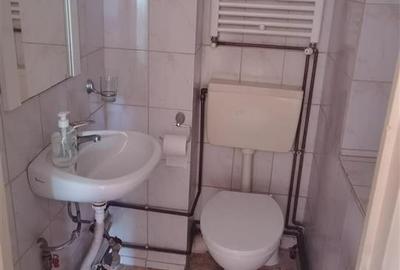 Inchiriez apart. 4 camere-centrala gaz, et.1 in zona Vlaicu - 10