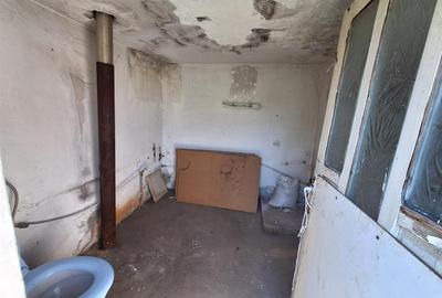 Teren 371 mp curti constructii+casa 5 camere si anexe, zona Izvoare - 14