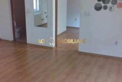 Apartament cu 2 camere semidecomandat, mobilat în Victoriei