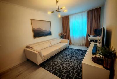 Apartament cu 2 camere decomandat în Nicolina