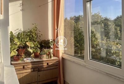 Apartament cu 3 camere decomandat în Târgu Cucu