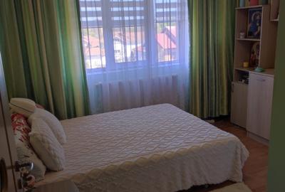 Apartament cu 2 camere decomandat, mobilat în Km 5