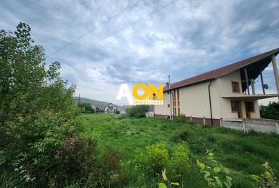 Teren Construcții intravilan de 762 mp, în Bărăbanț