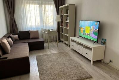 Apartament cu 3 camere decomandat, mobilat în Crângași