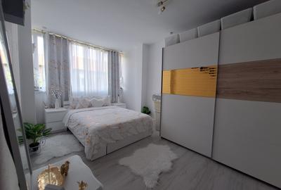 Apartament cu 3 camere-complet renovat-mobilat si utilat- Judetean - 16