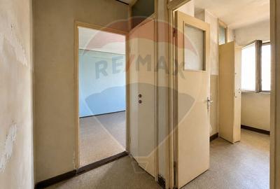 Apartament 2 camere de vanzare Faleza Tulcea/ Balcon 14mp / Investitie - 4
