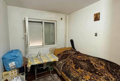 Apartament 4 camere Rovine-Posta , Etaj 1 - 9
