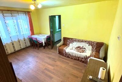 Apartament cu 2 camere nedecomandat în Dumbrava 2