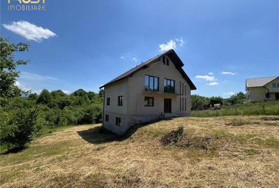 Casa semifinisata V. Ghinzii teren 18 arii - 1
