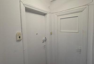 Apartament 3 camere, etajul 2, 78mp, 2 balcoane, bloc interbelic - 20