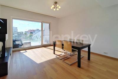 Apartament cu 4 camere decomandat, mobilat în Aviatorilor