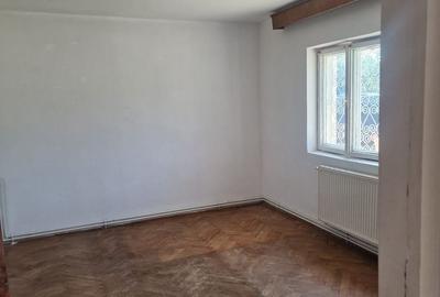 Otopeni-Casa ideala pentru Birouri/Cazere - Locuri de parcare - 7