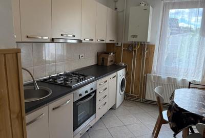 Apartament cu 2 camere decomandat în 7 Noiembrie